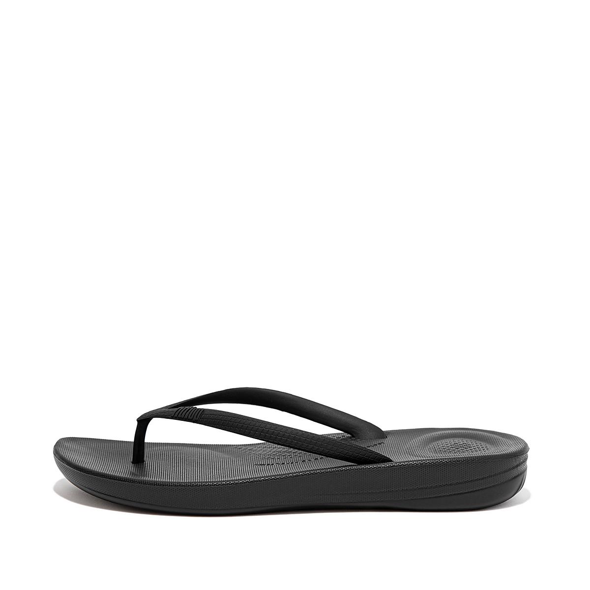 Fitflop Women's IQUSHION Ergonomic Flip Flops - Black, DE8054612
